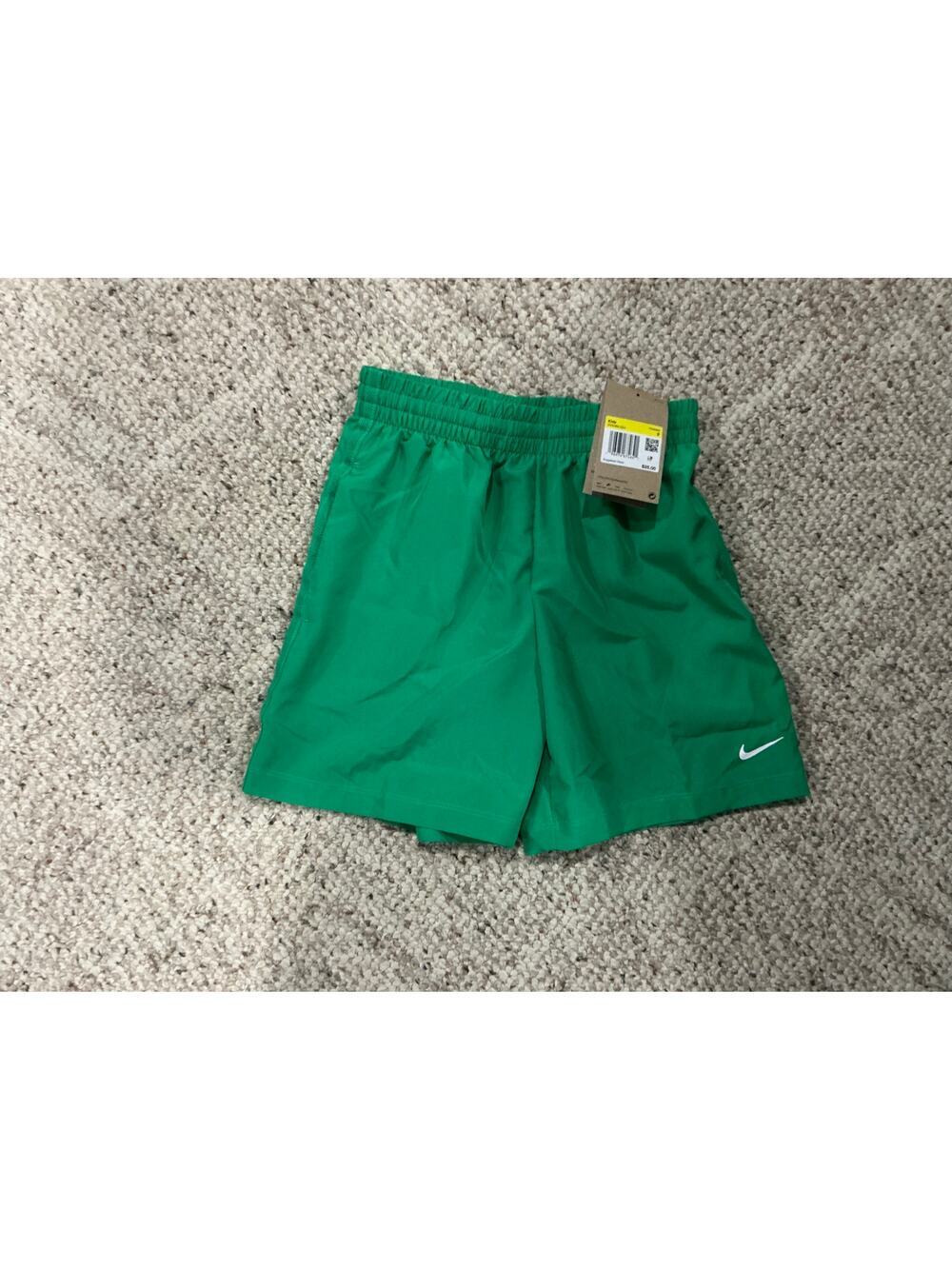 Kids Nike Shorts Green Size Small -NWT